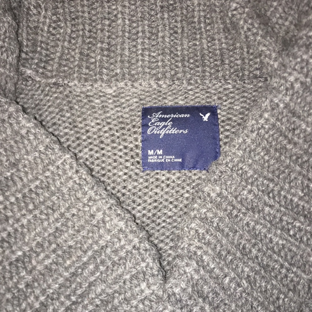 American eagle sweater - Picture 2 of 4